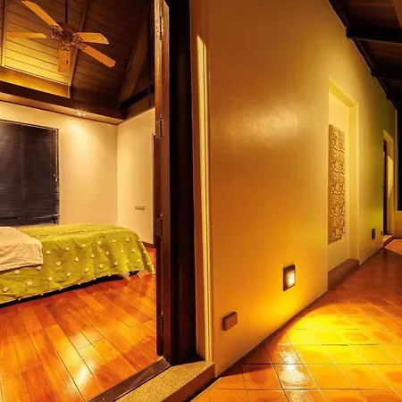 Bangkok Cbd Pinky Vibe Villa